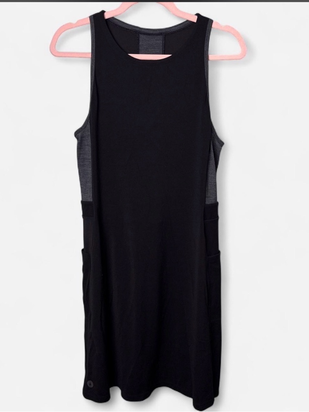 SMARTWOOL Merino Blend Black Gray Sleeveless Athletic Dress with Side Pockets L